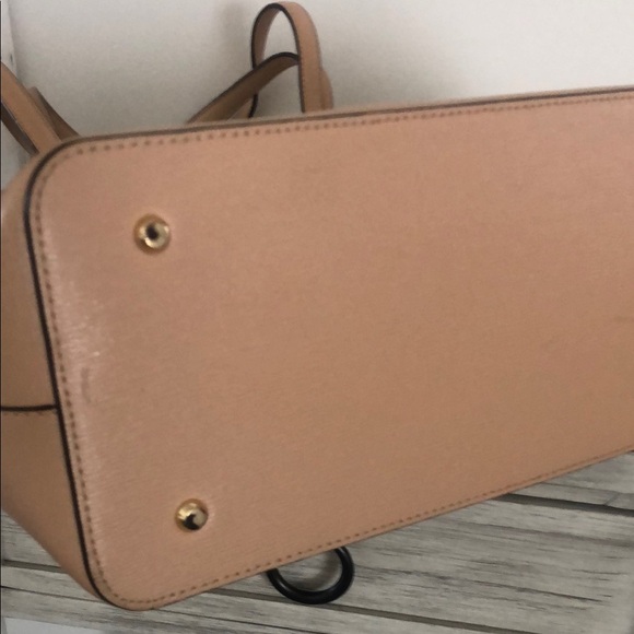 New DKNY Leather Totes - Picture 10 of 16